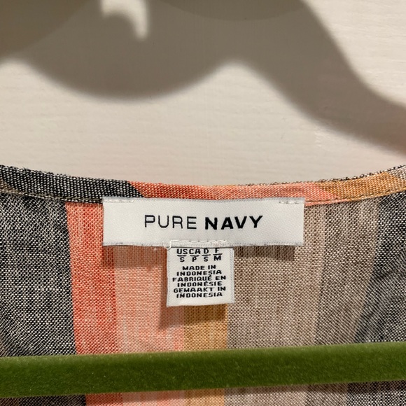 Pure Navy Linen Sleeveless Top - Picture 4 of 4